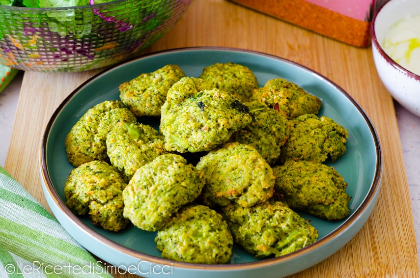 Boulettes de brocoli au four