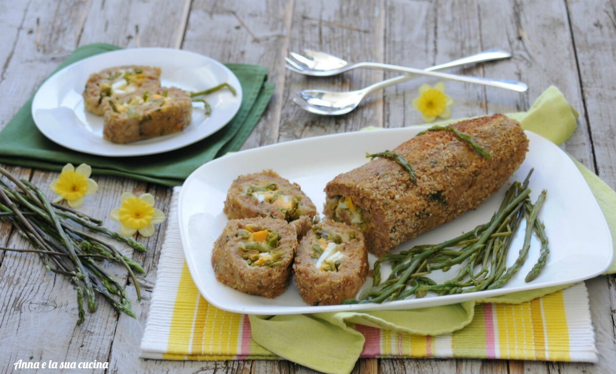 Pain de viande printanier avec asperges et œufs