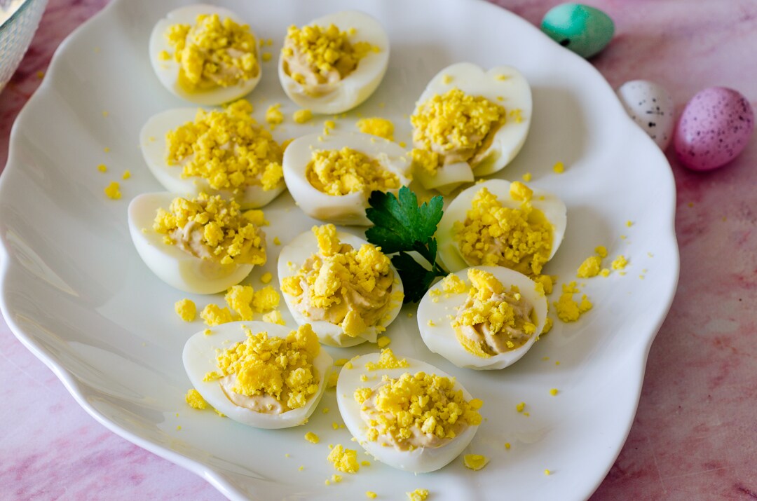 Oeufs mimosa, une entrée de printemps facile à préparer et délicieuse !
