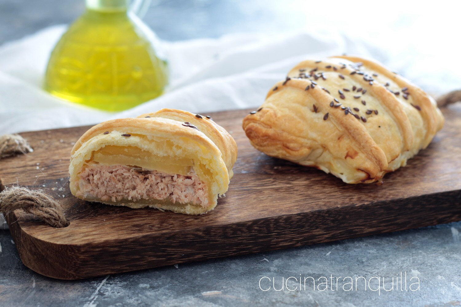 Saumon et pommes de terre en croûte