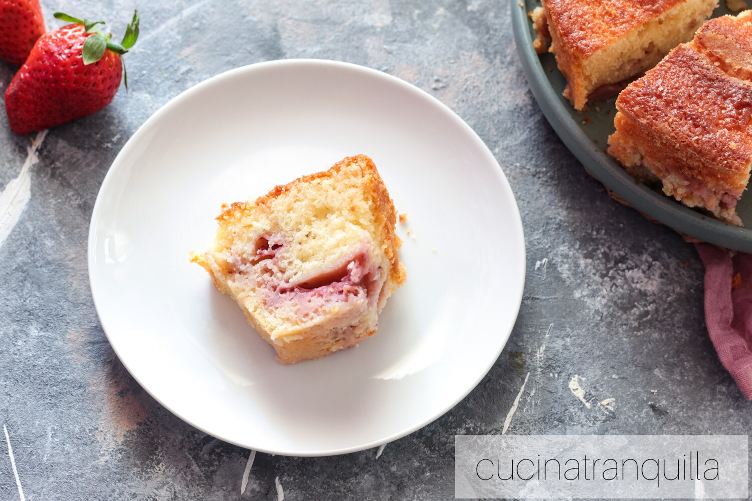 Gâteau moelleux fraises et yaourt