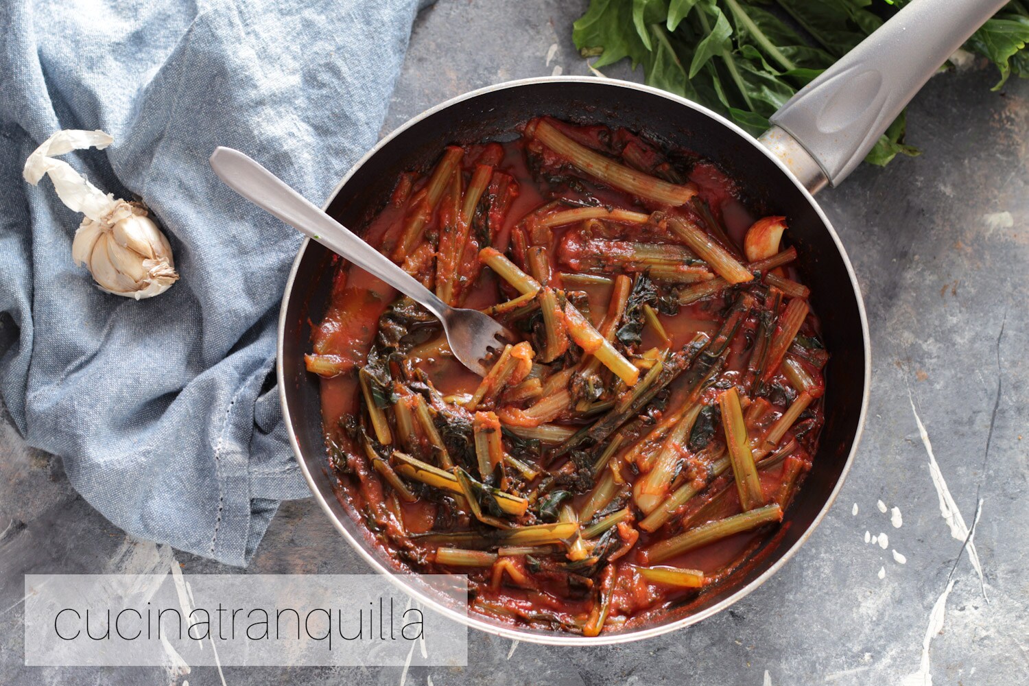 Chicorée sautée à la tomate