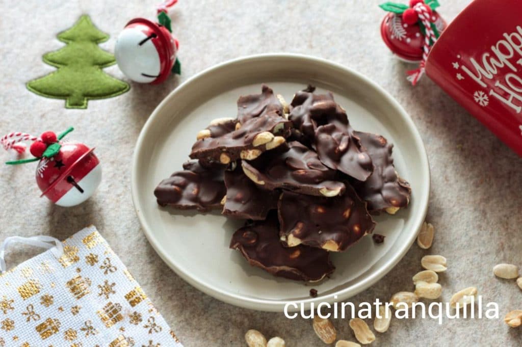 Cacahuètes au chocolat noir