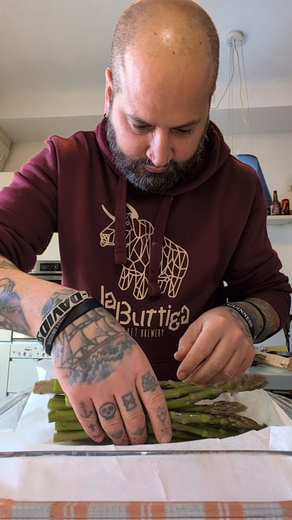 Saumon au Four avec Asperges Croquantes :