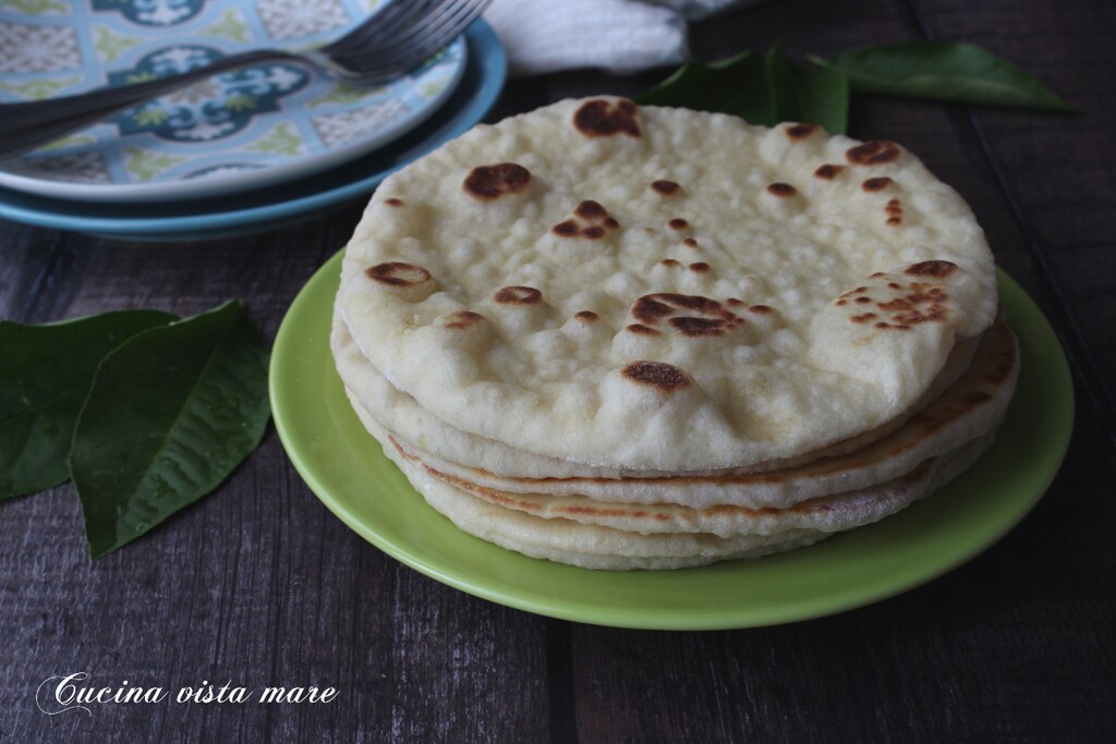 Pain naan Cuisine vue mer