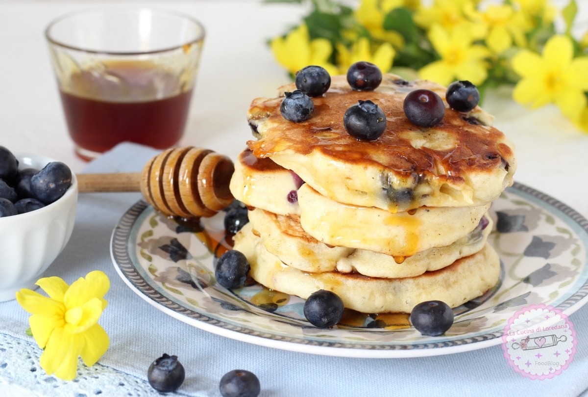 PANCAKES AUX MYRTILLES le meilleur petit-déjeuner qu’il existe