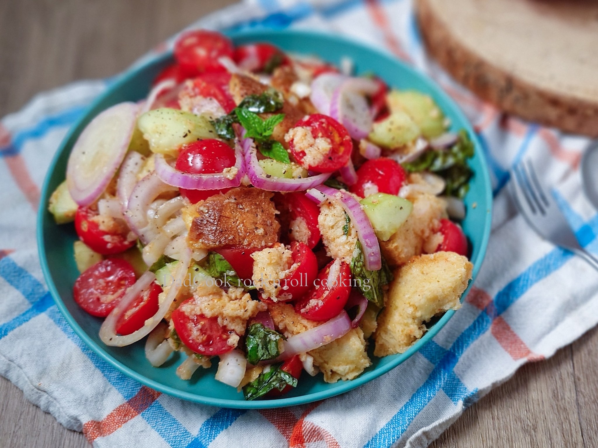 Panzanella Toscane : La Recette Originale et Facile (Parfaite pour l’Été)