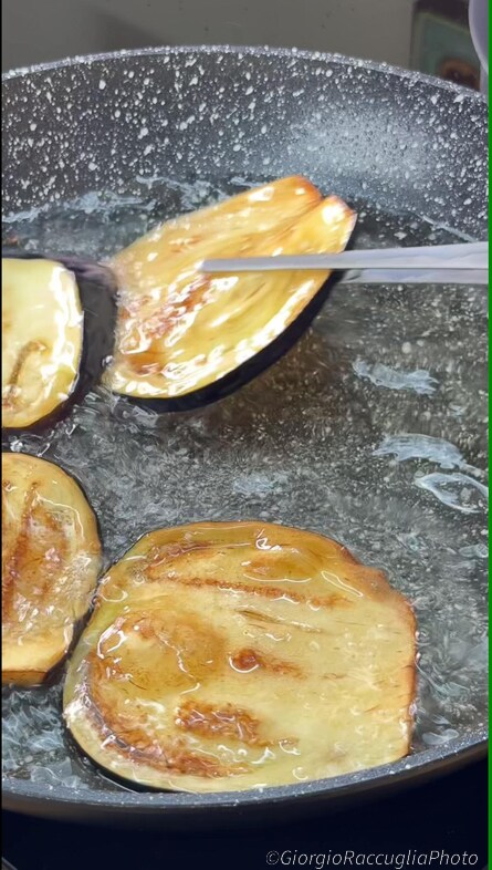 Parmigiana d'aubergines à la sicilienne