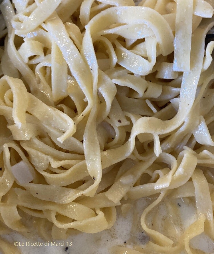 Pastiera rustica de tagliolini