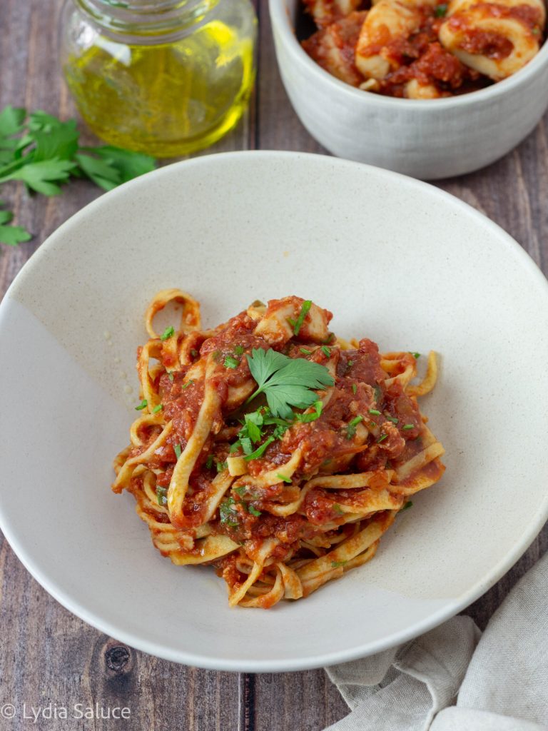 Pâtes à la sauce de calmars