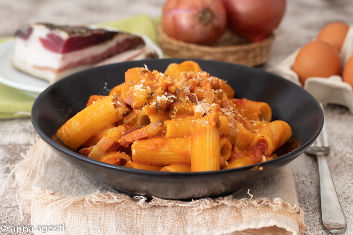 Pasta alla zozzona