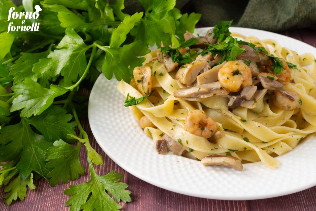 Pâtes aux crevettes et cèpes