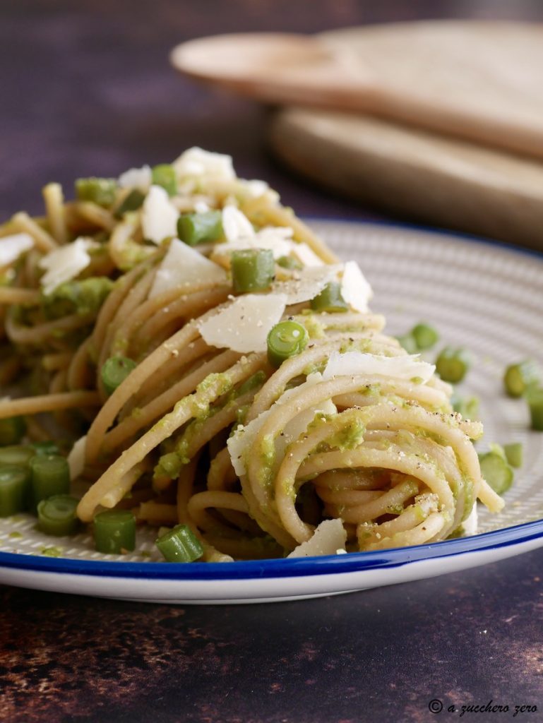 Pâtes avec pesto de haricots verts light enveloppant et crémeux