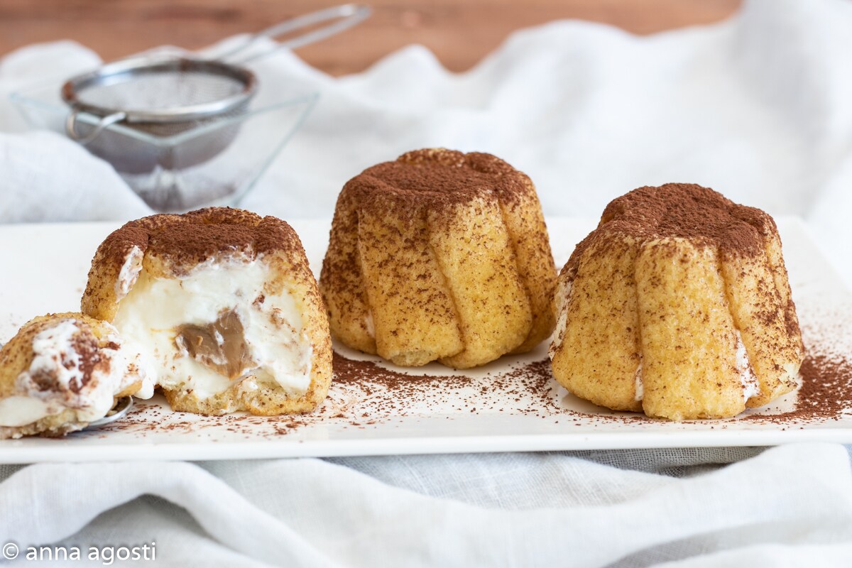 PETITS GÂTEAUX DE PAVESINI AVEC CŒUR DE NUTELLA