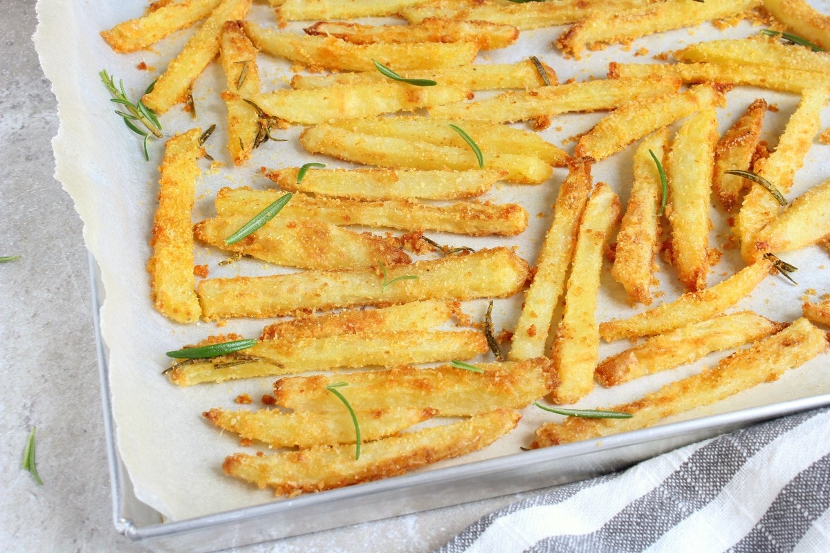 FRITES AU FOUR CROQUANTES