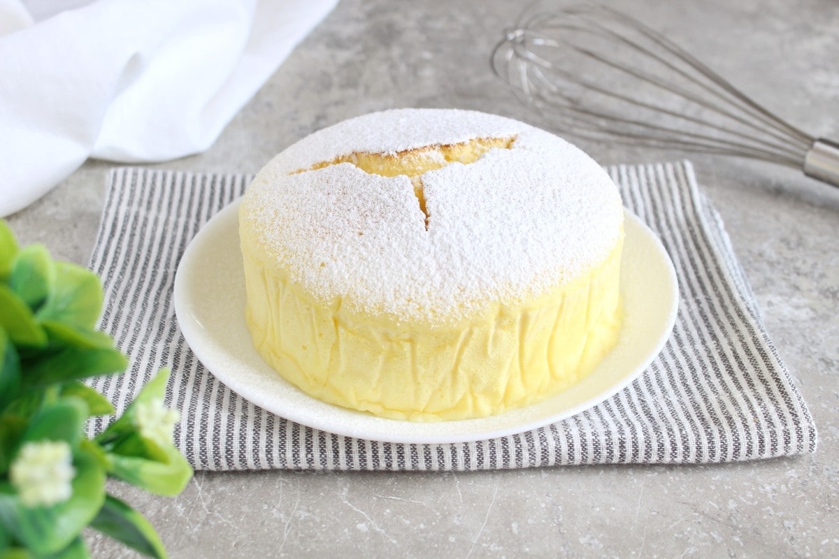 GÂTEAU NUAGE AU YAOURT