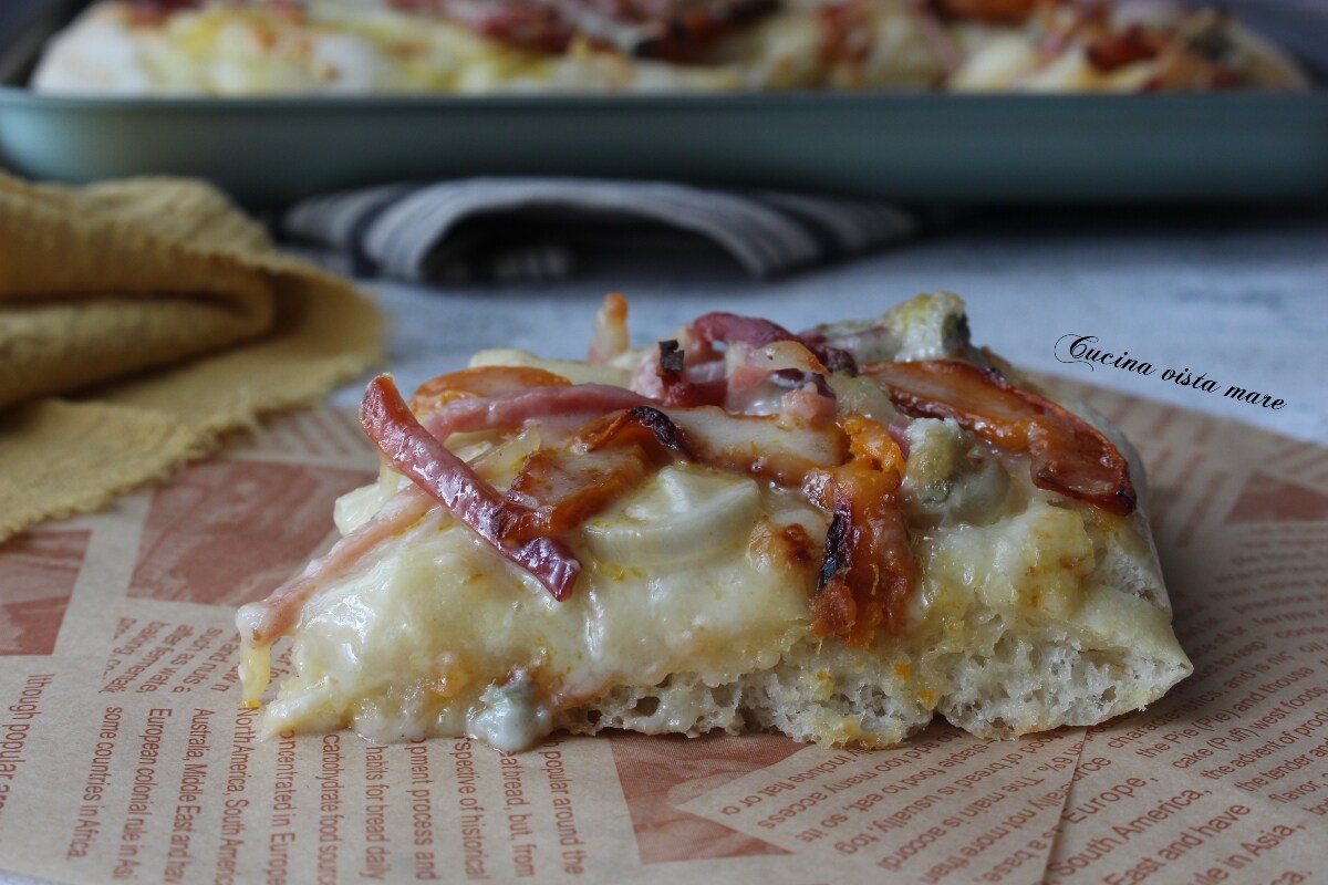 Pizza potiron gorgonzola et speck