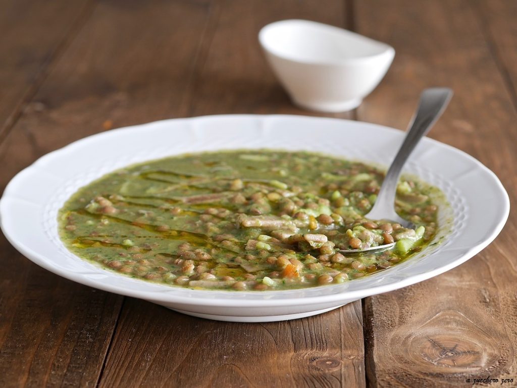 Pizzoccheri in zuppa di lenticchie e broccoli