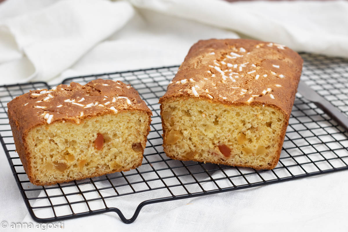 PLUMCAKE AVEC FRUITS CONFITS ET YAOURT