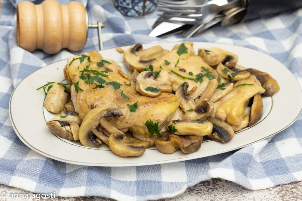 Poulet aux champignons à la poêle