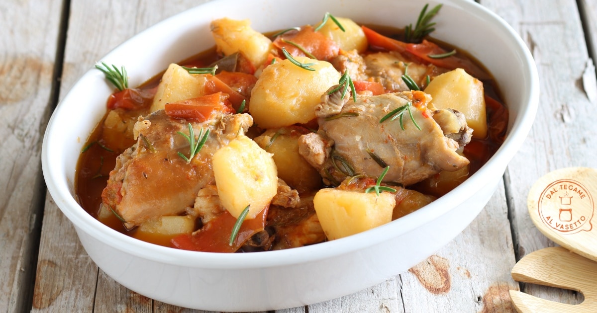 Poulet avec poivrons et pommes de terre dans l’Instant Pot