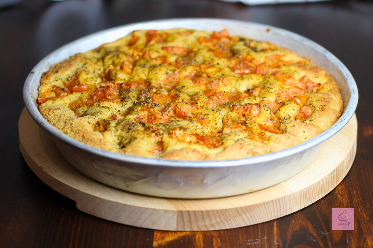 Focaccia intégrale aux tomates cerises et origan