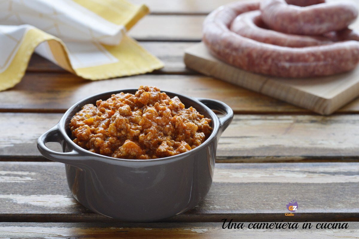 Ragoût avec saucisse – de tante Carla