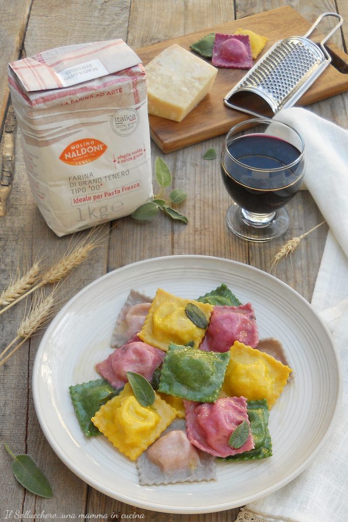 Raviolis de pâte fraîche colorée vert