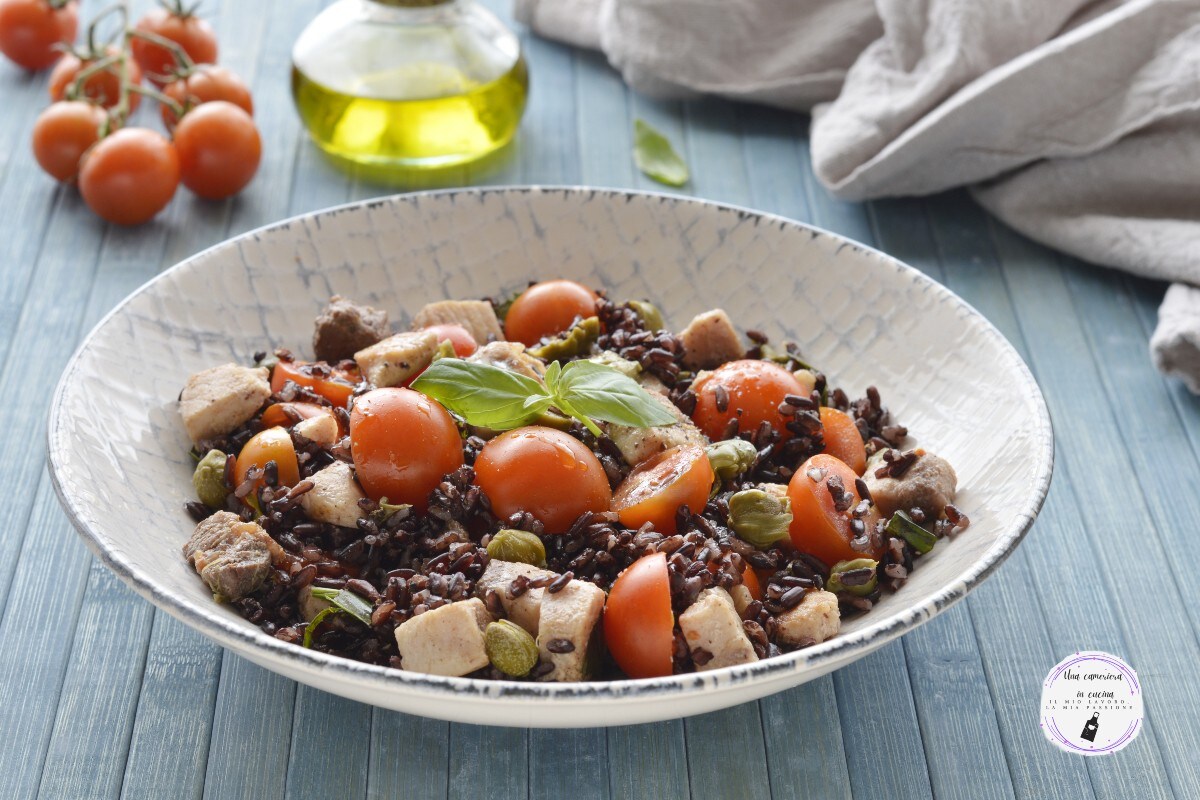Riz à l’espadon, tomates cerises et olives