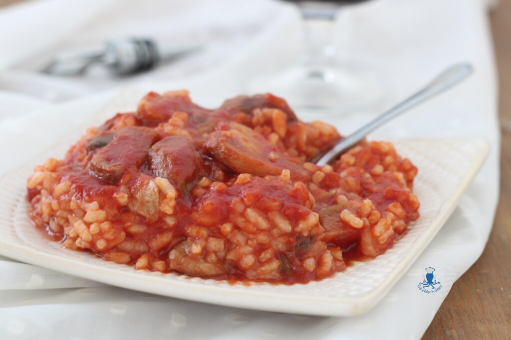 Riz avec sauce aux champignons