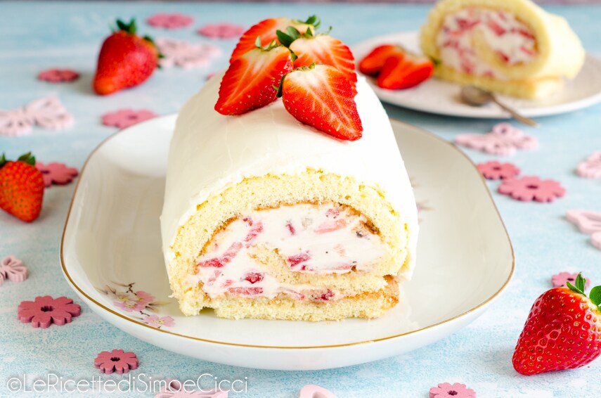 Roulé aux fraises, crème et mascarpone