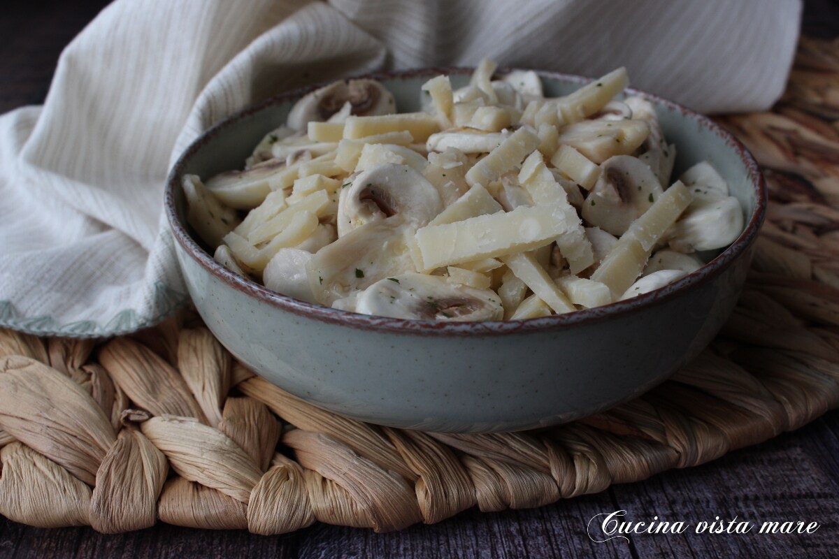 Salade de champignons et parmesan