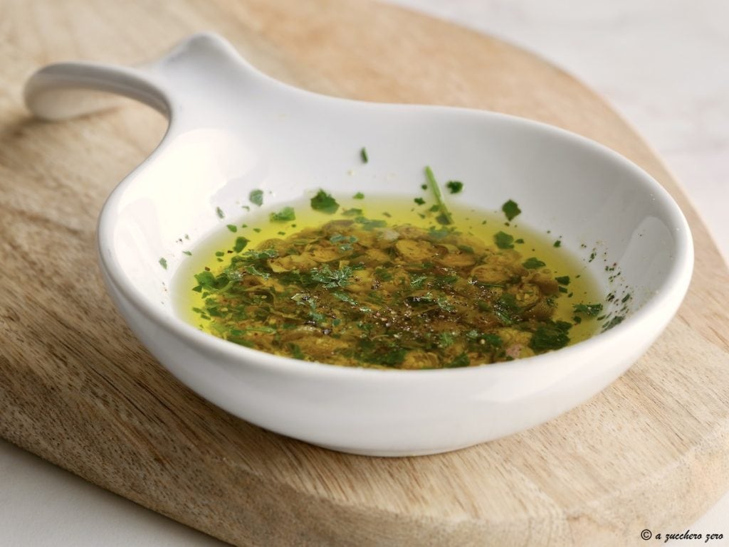 Sauce salmoriglio condimento siciliano
