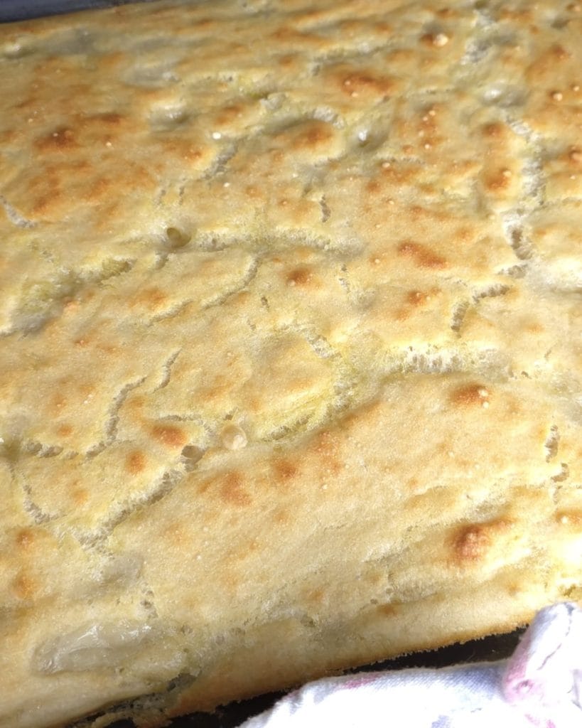 focaccia tout juste sortie du four