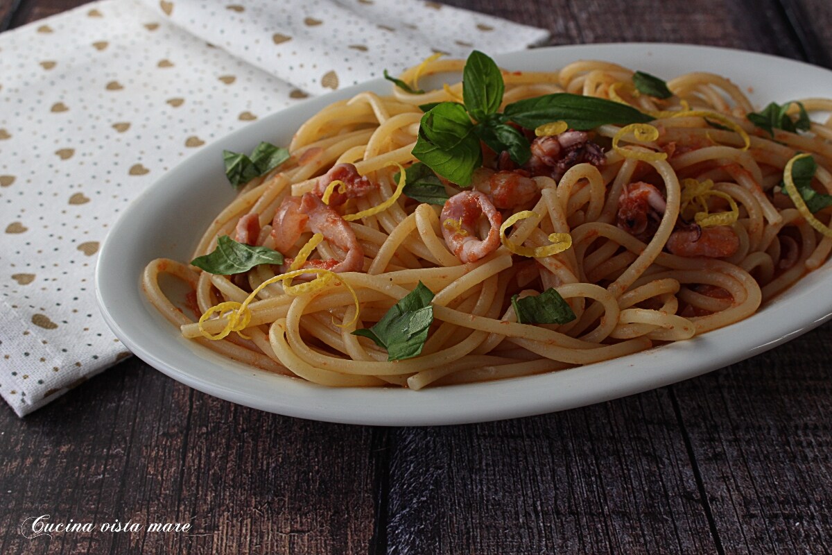 Spaghetti aux seiches et crevettes