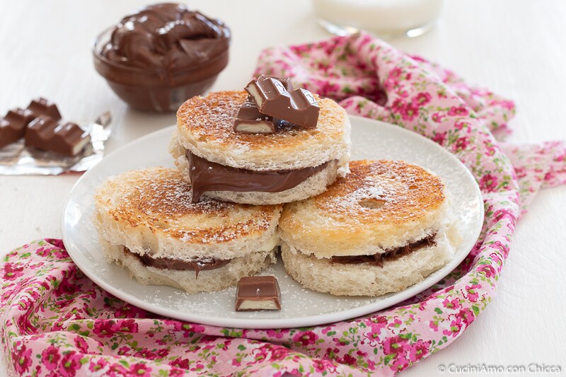TOAST À LA NUTELLA ET KINDER sans œufs