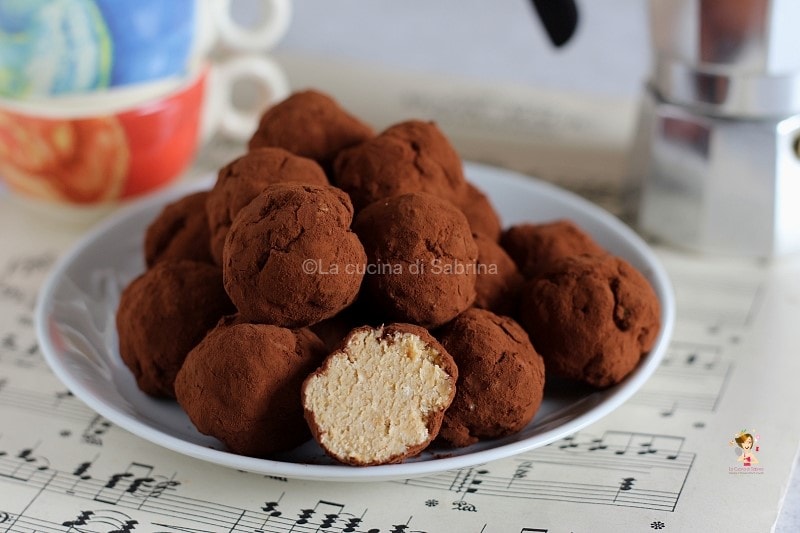 Truffes tiramisu légères