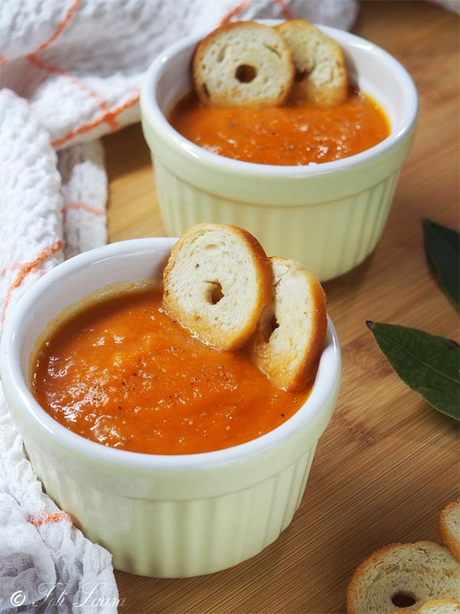 Velouté de potiron et tomate au laurier