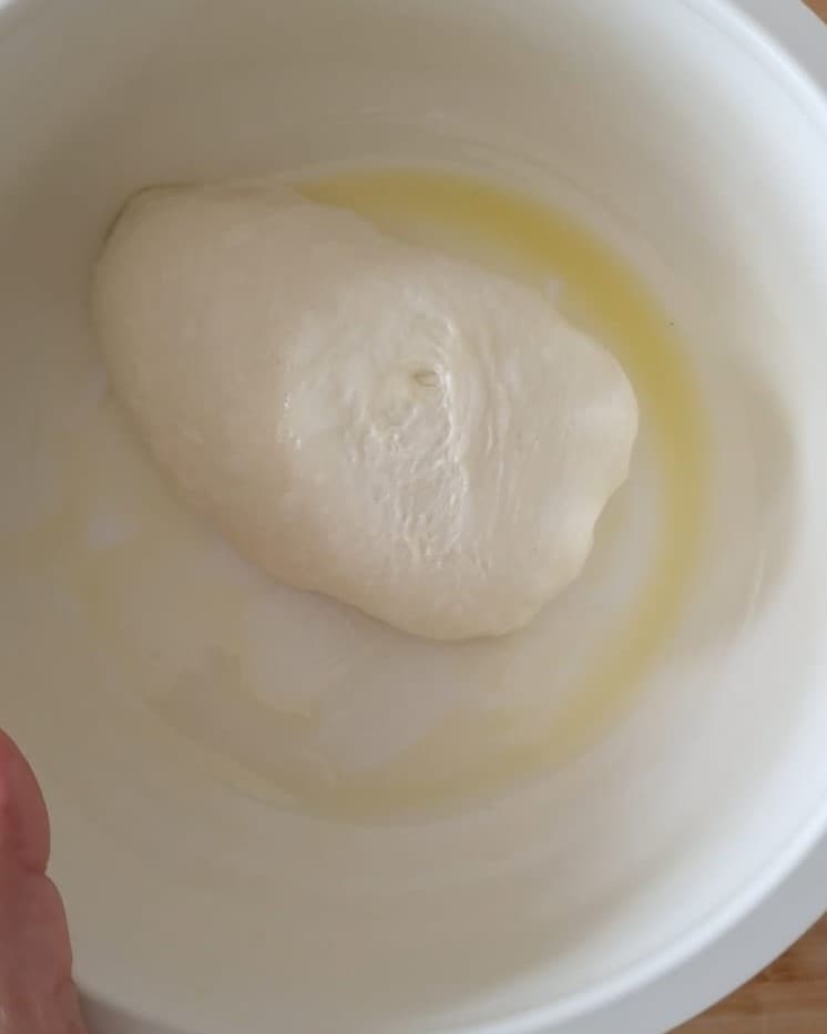 Pizza baciata
