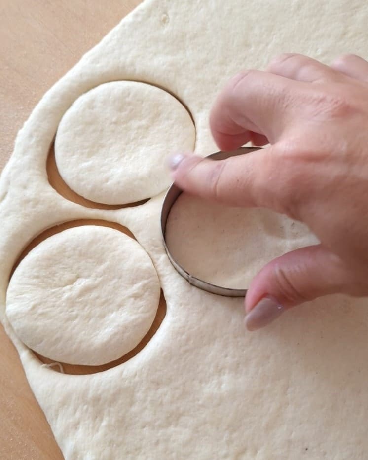 petits pains plats