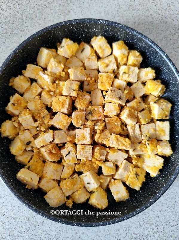 disposer en une seule couche de tofu dans le plat