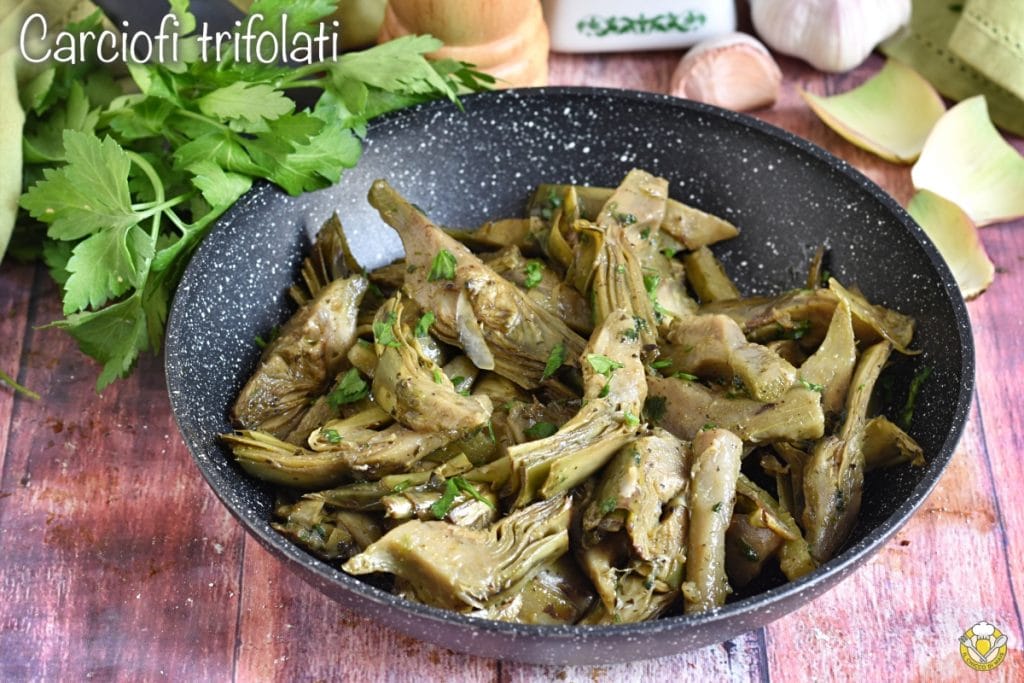 artichauts sautés à la poêle en quartiers recette facile et rapide pour artichauts tendres et savoureux il chicco di mais