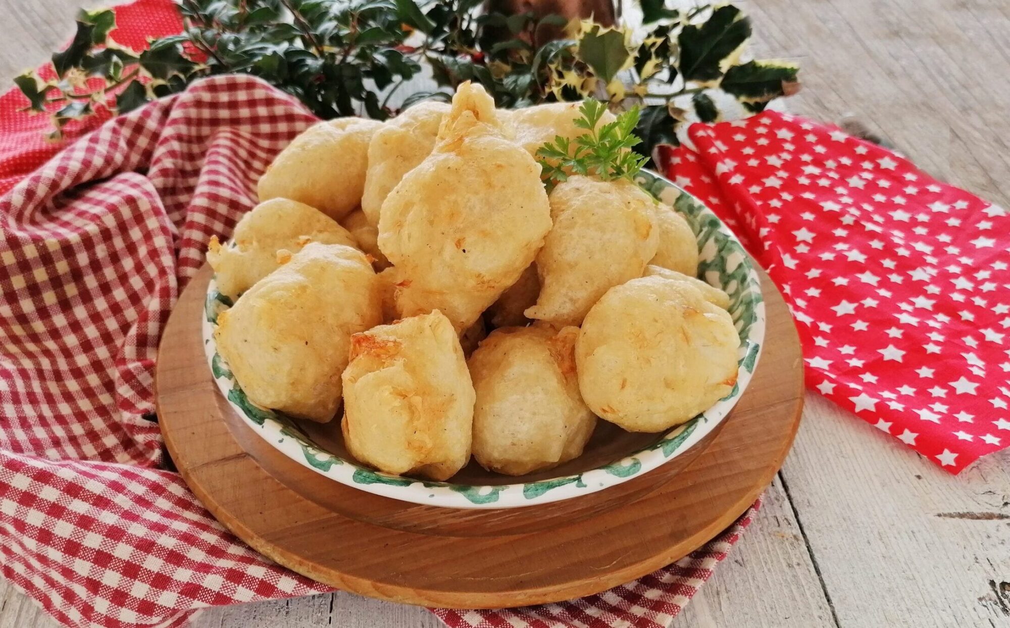 BEIGNETS DE MORUE À LA NAPOLITAINE