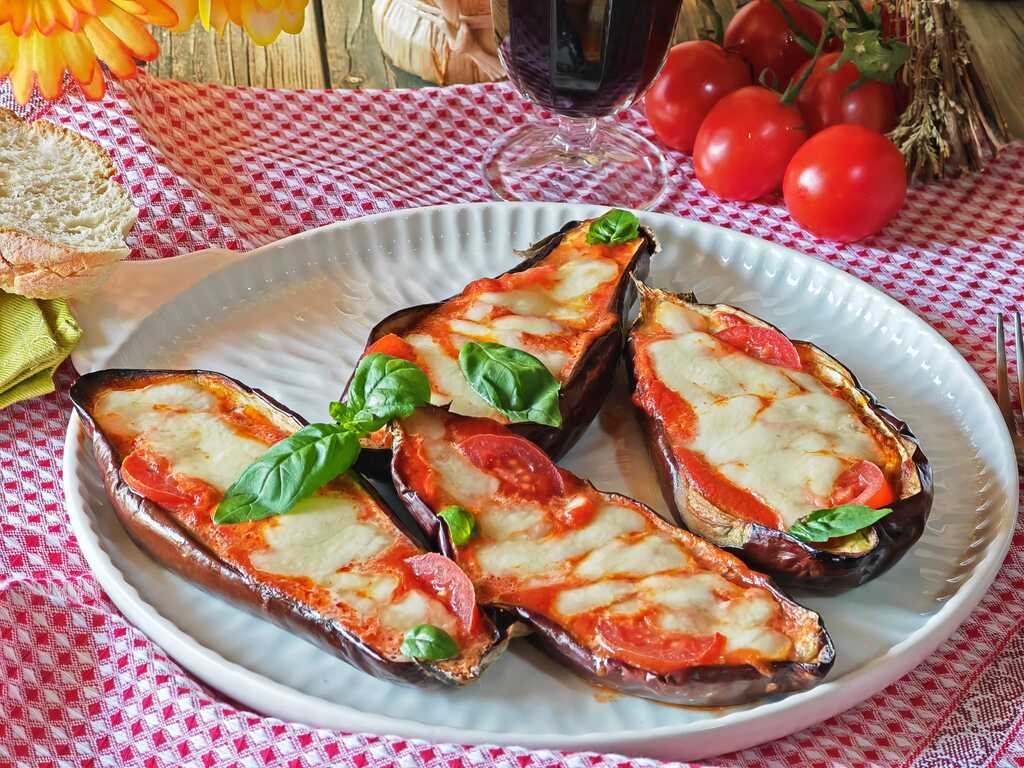 Barquettes d'aubergines à la pizzaiola
