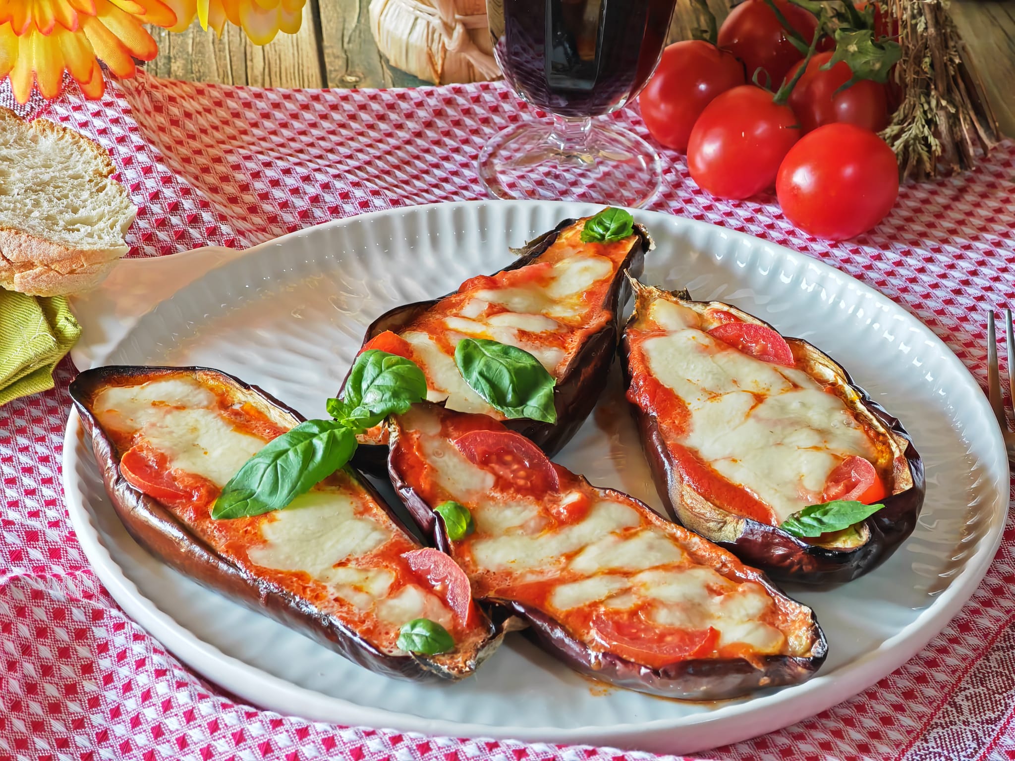 Barquettes d’aubergines à la pizzaiola