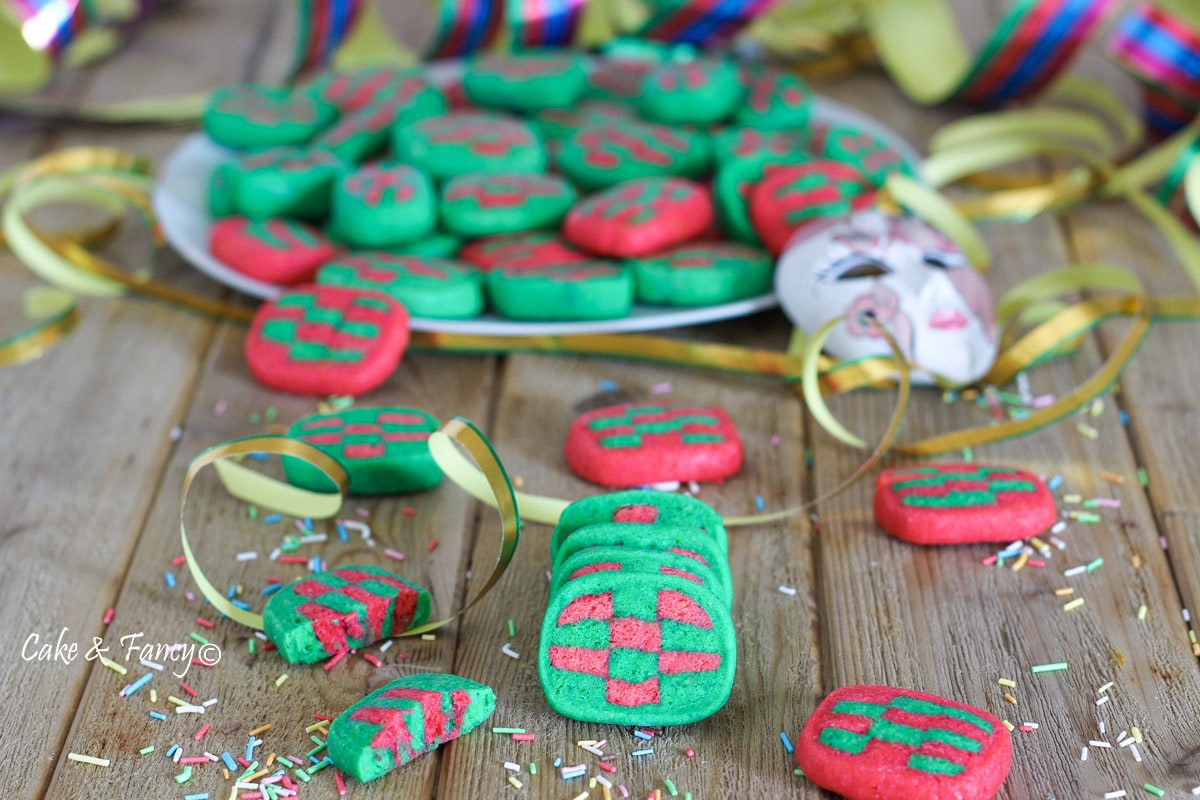Biscuits colorés de carnaval