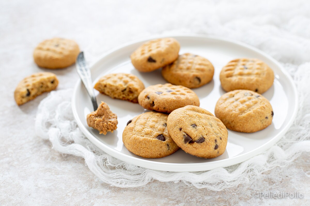 Biscuits au beurre de cacahuète avec chocolat