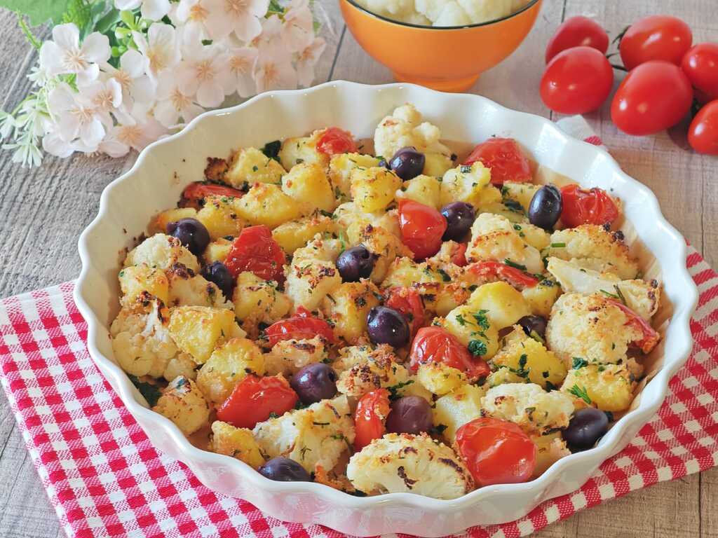 Chou-fleur et pommes de terre gratinées à la méditerranéenne