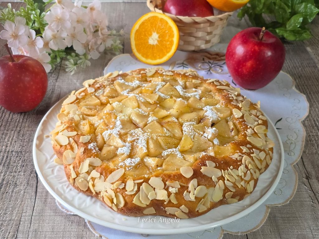 Gâteau aux pommes avec un œuf et yaourt ultra moelleux avec variantes