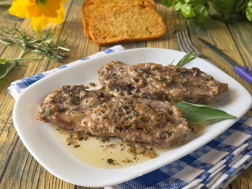 Côtes de porc meunière